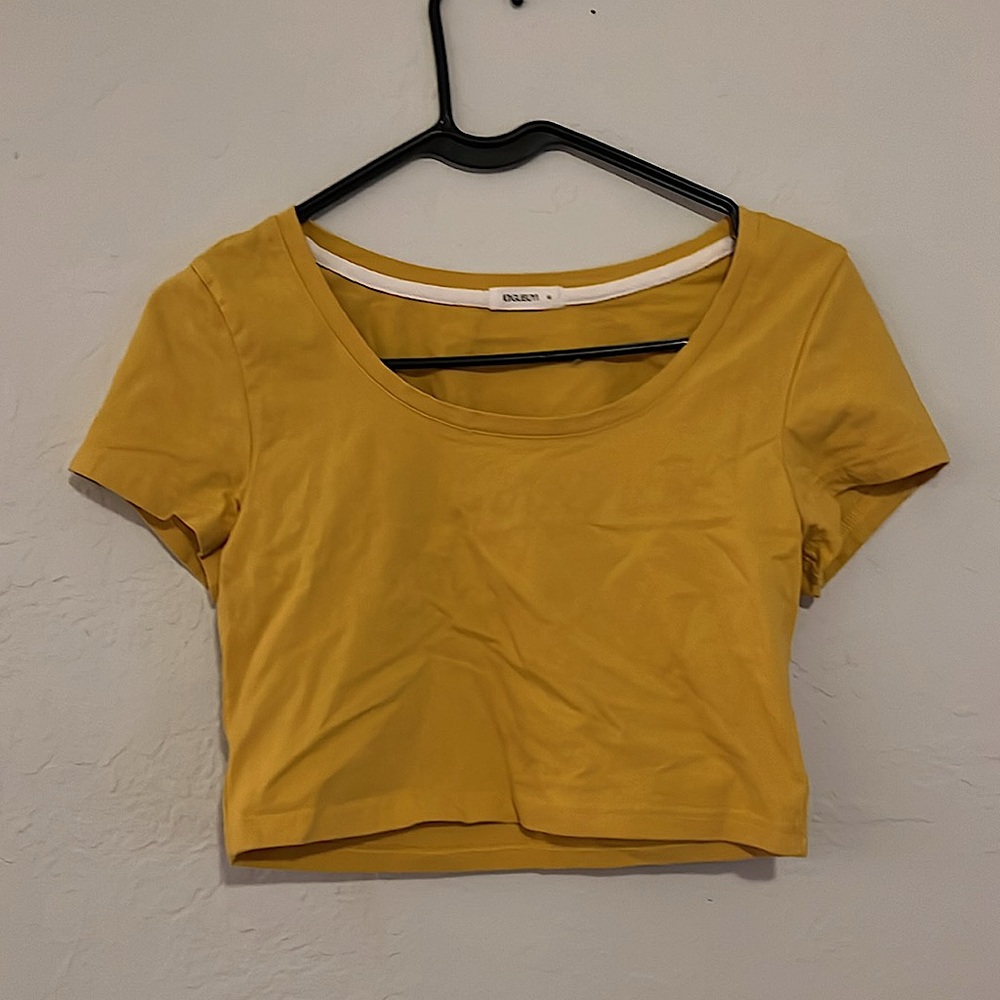 Yellow crop top size medium